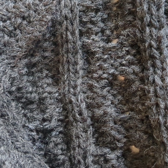 ARAN CRAFTS Merino Wool Cardigan - Picture 7 of 8